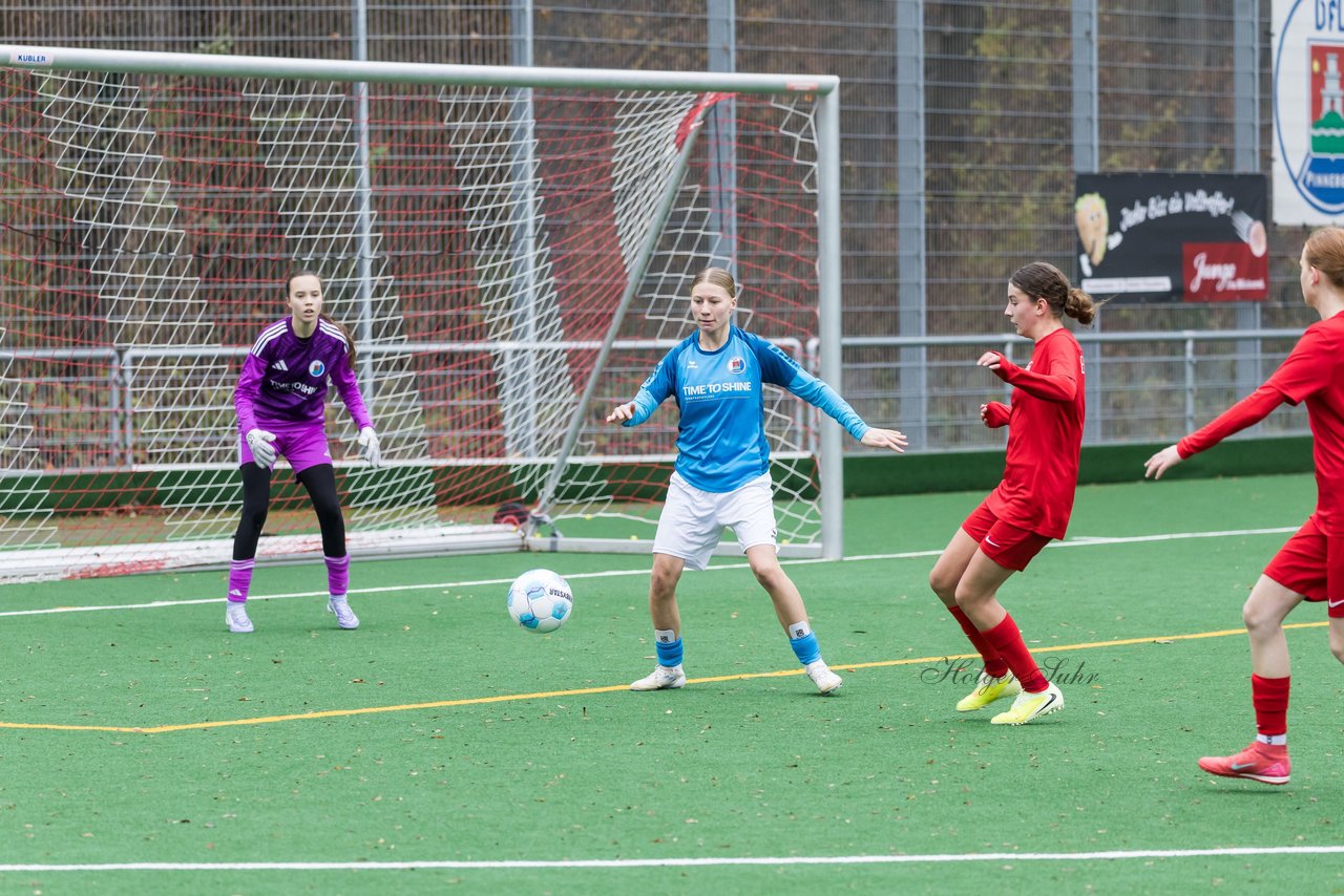 Bild 120 - wBJ VfL Pinneberg - Eimsbuettler TV2 : Ergebnis: 3:5